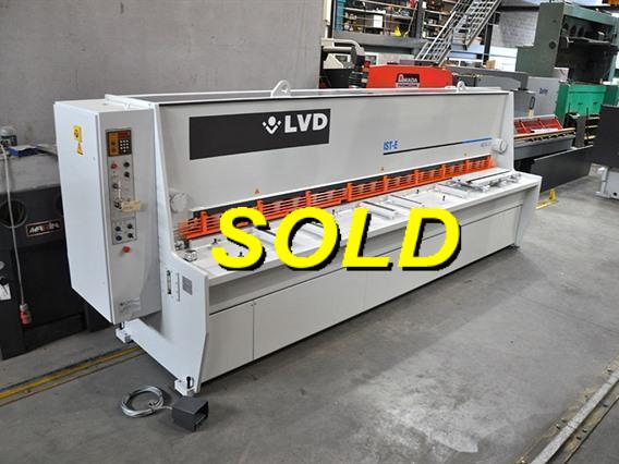 LVD IST-E 4100 x 6 mm CNC