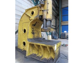NN 320 ton, Open gap straightening presses